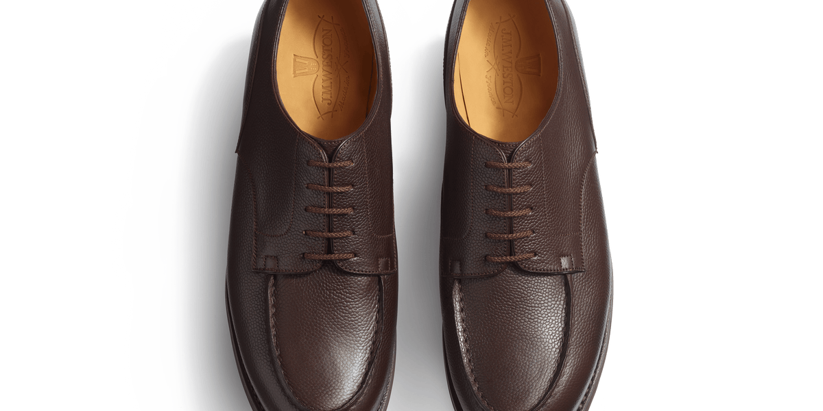 Men's Coffee Caviar Grain Calfskin Golf Derby – J.M. Weston